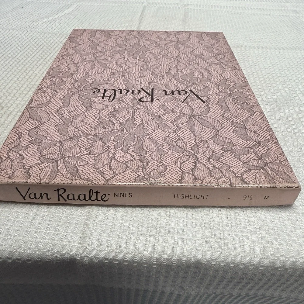 Vtg‎ 50s VAN RAALTE Nines Highlight 9.5M Nylon Hose Stockings Seam New Box